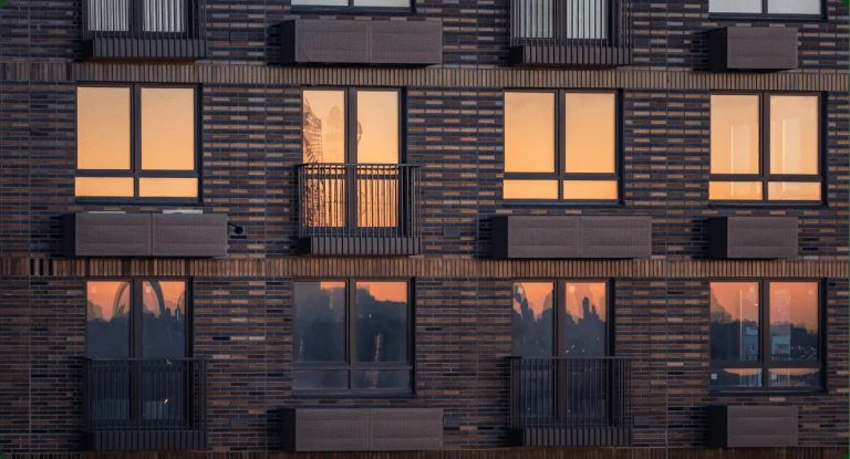 14a9dadb4fc9710301bdd3e4a3572154